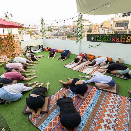 Khao San Social Capsule Hostel Банкок Екстериор снимка